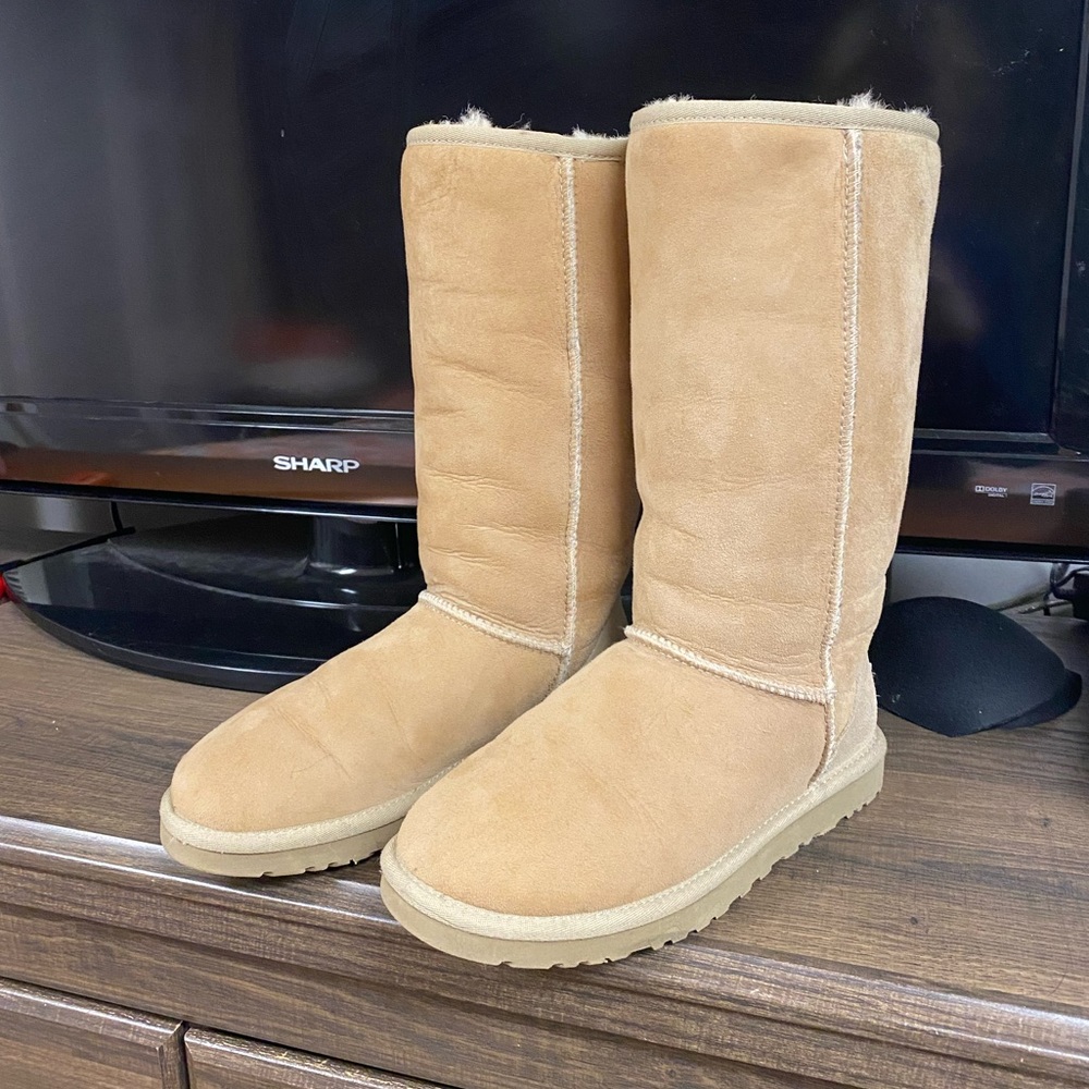 Classic Tall Uggs - Sand